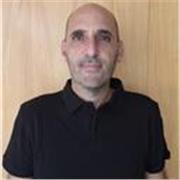 Licenciado en Administración de Empresas y Posgrado en Marketing