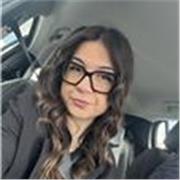 Cerchi un aiuto per i compiti? Mi chiamo Claudia e sono qui per aiutarti!