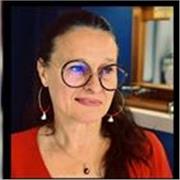 Offre des cours particuliers en Anglais pour tout âge , parler , écrit , chanter .

Échanger, dialoguer