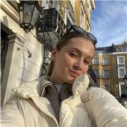 English Tutor (London based) teaches teenagers and adults