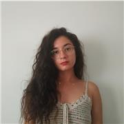 Soy graduada en Literaturas Comparadas y doy clases particulares