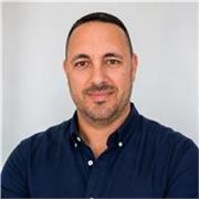 Profesor de Inteligencia Artificial, ChatGPT y herramientas digitales para principiantes, estudiantes y profesionales.