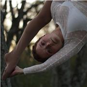 Clases de Acrobacias Aéreas: Aro Lyra