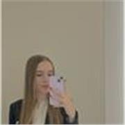Profesora estudiante de derecho con alto nivel de inglés disponible para clases online