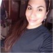 Tutor de clases de español que enseña a niños y adultos