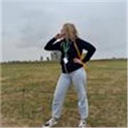 Nowadays it´s important to know English for all aspects of our lives, not only for school. So, le´t give it a go as ESFL.