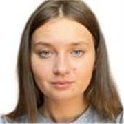 Studentessa di Economia aziendale all’Università degli studi di Firenze impartisce lezioni di Italiano, Matematica, Economia