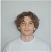 Laureato in Ingegneri impartisce lezioni di Matematica , Fisica e Chimica ma anche Storia e FIlososfia