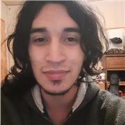 Estudiante de pedagogía en música enseña clases para niños y adolescentes, donde se enseñará teoría y su aplicación al instrumento