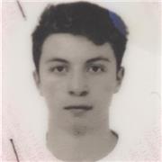 Studente universitario impartisce ripetizioni di matematica e fisica