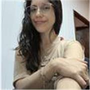 Licenciada en Educación, imparte clases online para alumnos del nivel secundario