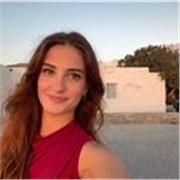 Profesora con máster de Historia y Geografía, doy clases de Historia, Geografía e Historia del Arte de forma telemática.