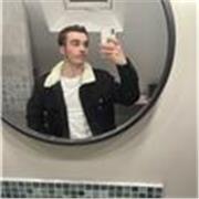 Etudiant qui propose une aide en mathématiques