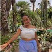 Soy una profesora de repaso dedicada, paciente y apasionada por la enseñanza. Disfruto ayudando a mis alumnos a comprender mejor.