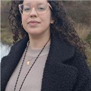 Niñera bilingüe para cuidar niños mientras practican inglés.