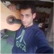 Laureato chitarra classica, impartisce lezioni personalizzate a domicilio. Preparazione esami conservatorio o semplice percorso