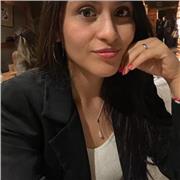 Profesora con estrategias metodológicas virtuales y presenciales especializada en el nivel Primaria