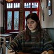 Estudiante de último curso de Física con más de 6 años de experiencia, imparte clases de forma online y presencial