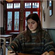 Estudiante de último curso de Física con más de 6 años de experiencia, imparte clases de forma online y presencial