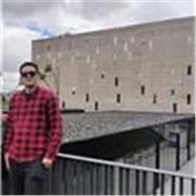 Estudiante de filosofía de octavo semestre especializado en asesoramiento escolar en niños y adolescentes en clases virtuales