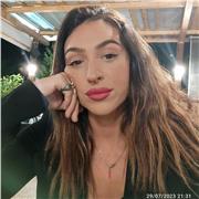 Laureata in mediazione Linguistica impartisce lezioni di spagnolo, inglese, portoghese e di italiano per stranieri