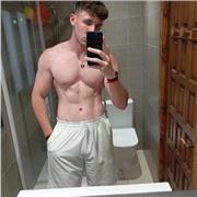 Atleta natural que lleva más de 6 años entrenando en el gimnasio, he hecho varias etapas de volumen y definición, dietas, etc...