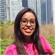 Licenciada en idiomas da clases en línea para todas las edades