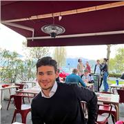 Studente di ingegneria meccanica al terzo anno di Bachelor presso il Politecnico Federale di Losanna. Voto di maturità: 100