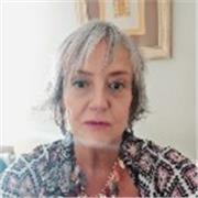 Profesora experimentada en enseñanza de español para extranjeros, medios sociales y negocios. Modalidad virtual
