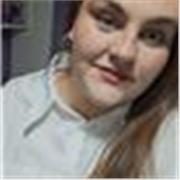 Profesora de Educación Infantil y Primaria, apta para todos los cursos y materias como inglés y lengua 