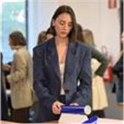 Offro ripetizioni pensate su misura per te: niente spiegazioni standard e noiose, ma un metodo costruito sulle tue esigenze.