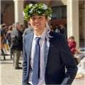 Salve a tutti.
mi chiamo francesco, ho conseguito la laurea triennale in lettere classiche e la magistrale in scienze storiche