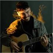 Professeur de chant expérimenté, coach vocal, (Technique chant moderne et chant classique). tous niveaux, tous styles musicaux 