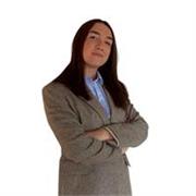 Laureata in Storia dell’Arte e Lettere, con lunga esperienza nelle ripetizioni, offre supporto allo studio e aiuto compiti.