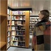 A helping hand to guide KS3 and KS4 English students.