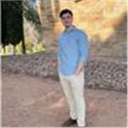 Chico de 22 años graduado en Administración y Dirección de Empresas, preparado para dar apoyo en cualquier asignatura 