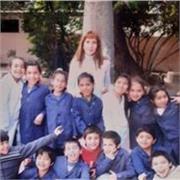 Profesora de lengua que imparte clases particulares de nivel inicial y medio, preguntar por clases online