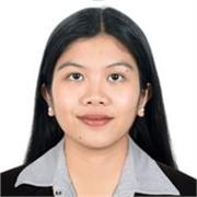 Friendly English tutor offering engaging and personalized lessons for children, teens, and adults, with a focus on improving commu