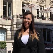 Profesora y traductora de inglés desde hace 7 años, dispuesta a impartir clases y hacer trabajos de traducción