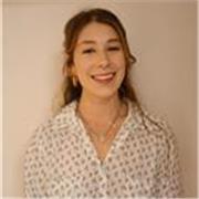 Sei alla ricerca di un insegnante preparata e competente in ambito artistico, storico e letterario? Non esitare a contattarmi!