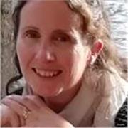 Native English speaker with a degree in English Literature and experience of supporting learners in the classroom available for online lessons to those for whom English is not a first language.