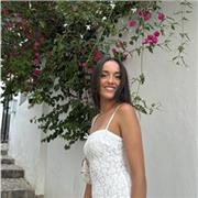 Profesora cualificada para clases de repaso para toda primaria