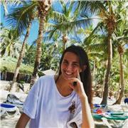 Ragazza universitaria offresi per ripetizioni/aiuto compiti