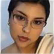 Profesora de Matemáticas ofrece clases en línea para estudiantes de primaria y bachillerato.