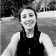 Maestra de clases de español en línea y remoto