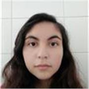 Profesora de inglés dicta clases a niños, jóvenes y a adultos