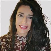 Maestra de primaria e Ingeniera técnica en telecomunicaciones para impartir clases de matemáticas para primaria y ESO. On line
