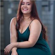 Profesora de música con experiencia en clases para niños, jovenes y adultos