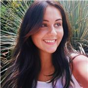 Studentessa di giurisprudenza offre ripetizioni Inglese, Storia, Filosofia, Italiano, Latino, Greco