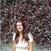 Maestra de PT ofrece clases de apoyo en las etapas de infantil y primaria